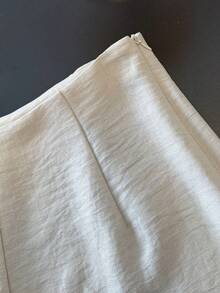 SHEIN Elenzya 优雅夏季束腰杏色蕾丝边女士短裤 - 杏色 - 查看 5