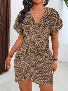 SHEIN Clasi 大码女式几何印花蝙蝠袖系带中长连衣裙 - 黃色 - 查看 1