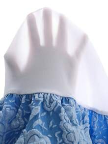 SHEIN 女童白色3D立体花朵与天蓝色印花连衣裙，优雅、时尚、可爱、舒适、简约，适合派对、郊游、度假、休闲娱乐等场合。 - 彩色 - 查看 4