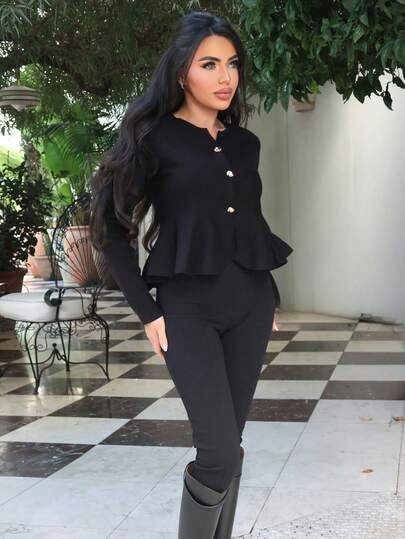 Durrani Popal 优雅针织开衫，配金色纽扣 - 女士长袖修身毛衣外套，金色纽扣开衫，女士修身开衫，优雅针织衫，结构针织开衫，秋冬女士荷叶边上衣