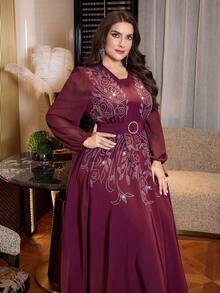 Modelyn Vestido elegante de línea A de manga larga de gasa con unicolor y flores de strass para tallas grandes - Rojo violeta - Ver 5