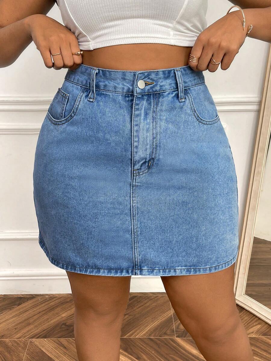 SHEIN CURVE+ 大码纯色休闲牛仔迷你裙 - 藍色 - 查看 1