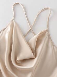 GlowEve CURVE Áo liền thân satin cổ khoét sâu dành cho nữ cỡ lớn - Màu be - Xem 3