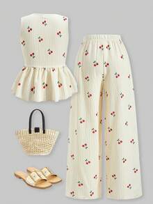 SHEIN ChillGRL 春夏少女街头风宽松甜美可爱条纹樱桃印花蝴蝶结装饰荷叶边下摆上衣搭配蝴蝶结阔腿短裤套装，适合日常、通勤、休闲、度假、朋友聚会、街头风等场合。 - 杏色 - 查看 2