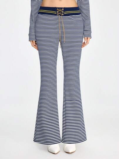 Grunge Punk Pantalones de pierna acampanada de cintura baja con colgante de cadena de metal estilo náutico azul marino retro