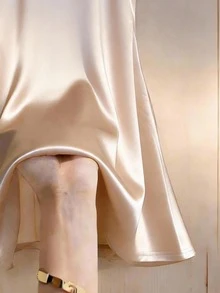 Franclia Women's Elegant Champagne Satin Round Neck Dress, Pearl Beaded Neckline, Smooth Satin Fabric, Pearl Button Decor, Simple Yet Sophisticated, Basic Style Elevated By Pearl & Satin Material, Suitable For Spring/Summer Commute, Daily Wear, Winter, Party, Beach, Date, Graduation, Business, Urban Teacher Uniform, Christmas, New Year, Casual Dress, Pearl Beaded Dress