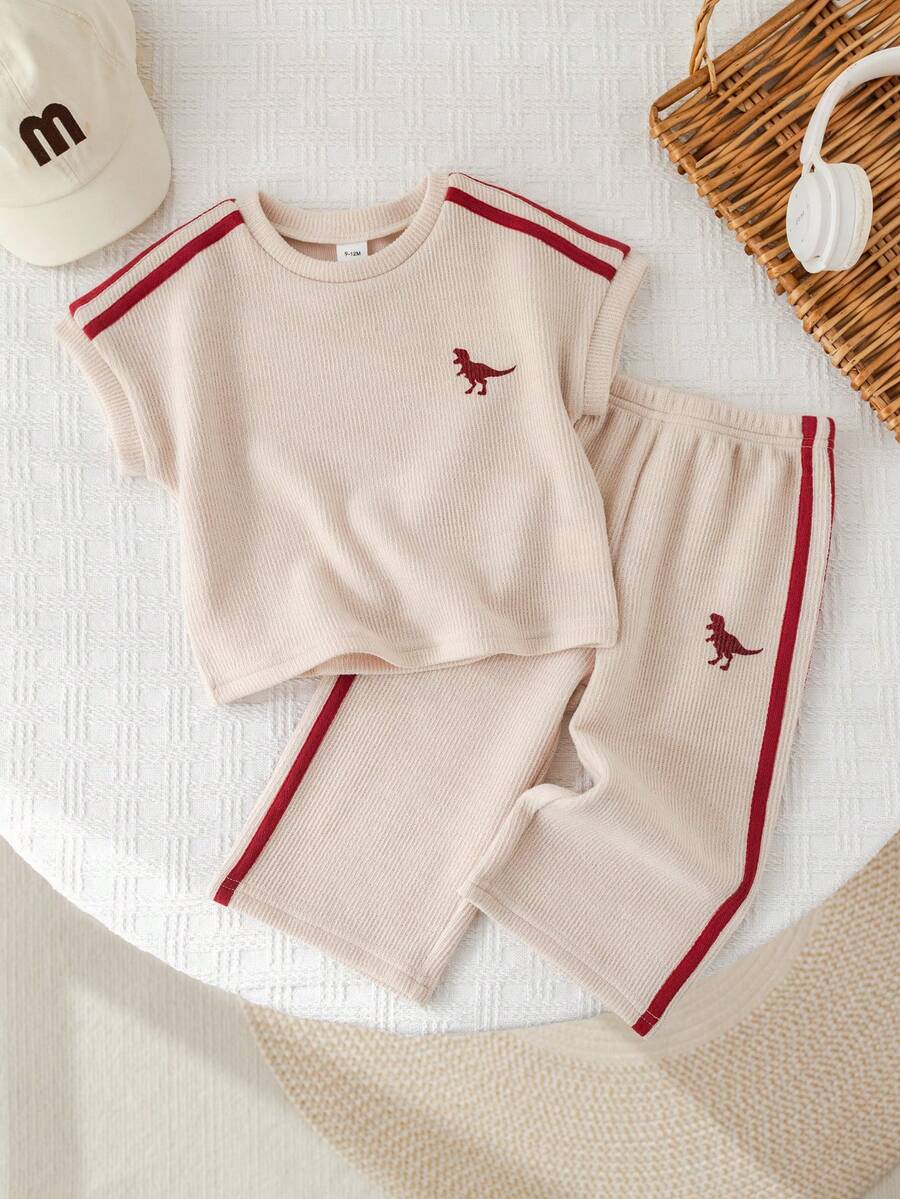 SHEIN 2件套男女宝宝通用服装，男宝宝休闲运动红色丝带上衣T恤和阔腿裤套装，春夏款 - 彩色 - 查看 1