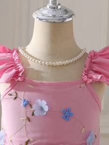 SHEIN Glamorique Kids 少女优雅吊带荷叶边短袖刺绣网纱层叠A字公主裙，适合节日派对、生日礼物、度假、夏季穿着 - 粉色 - 查看 4
