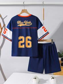 SHEIN 2 piezas Camisetas de manga corta de corte holgado con cuello redondo y estampado de estilo universitario para niños/preadolescentes - Azul - Ver 5