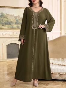 Al Najma Plus Size Women's Embroidered V-Neck Turkish Maxi Dress, Arabic Traditional Long Robe - Army Green - View 6