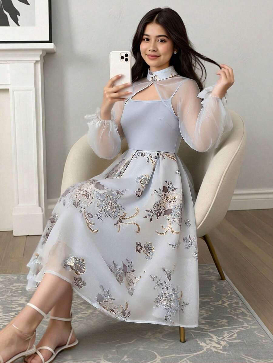 SHEIN 2件套少女优雅提花拼接欧根纱领罩衫及蝴蝶装饰吊带裙 - 淺藍色 - 查看 1