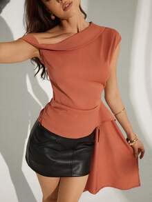 Bluhae Áo kiểu nữ thanh lịch với thiết kế lệch vai, xếp ly bất đối xứng. - màu nâu - Xem 3