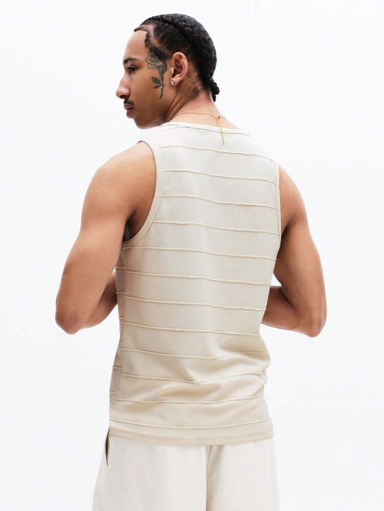 Geripptes Stricktop mit horizontalen Streifen