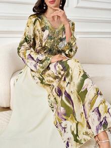 Al Najma Women's Loose V-Neck Elegant Arabic Style Dress, Summer - Green - View 1