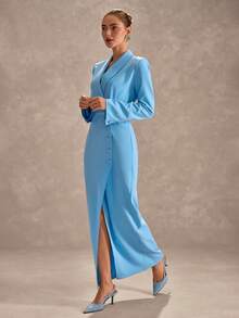 CLARA VERO 蓝色翻领包布纽扣长袖中长款西装裙：修身剪裁，完美适用于正式会议或时尚活动，采用无弹力涤纶面料，搭配同色布包纽扣，尽显优雅气质。 - 藍色 - 查看 2