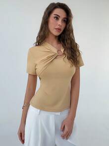 Almamuse Women's Fashion Asymmetrical Neckline T-Shirt, Metal Buttons, Casual For Commuting And Gatherings - Apricot - View 9