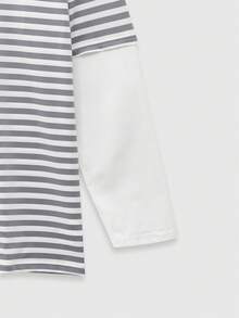 Manfinity BRENVOR Men's Heart Embroidery Striped Crew Neck 2 In 1 Knit Long Sleeve T-Shirt - Light Grey - View 6