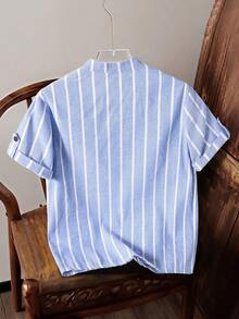 SHEIN 1pc Tween Boys' Mandarin Collar Gentleman Striped Casual Short Sleeve Shirt, Soft Fabric, Comfortable, Versatile For Spring/Summer, Suitable For Outdoor, School, Photography, Various Occasions, Relaxed & Fashionable Fit, Popular Casual Shirt For Tween Boys - Blue and White - View 2