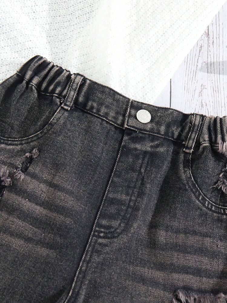 SHEIN 少女破洞牛仔短裤，轻盈夏季新品，水洗黑色，街头时尚，休闲百搭，个性设计，简约百搭，毛边裤脚，松紧腰带，舒适棉质牛仔面料，适合日常、派对、上学、通勤等各种场合，春夏新款 - 黑色 - 查看 5
