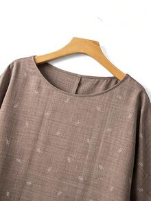 SHEIN LUNE CURVE 大码休闲假日树叶刺绣荷叶边衬衫 - 杏色 - 查看 4