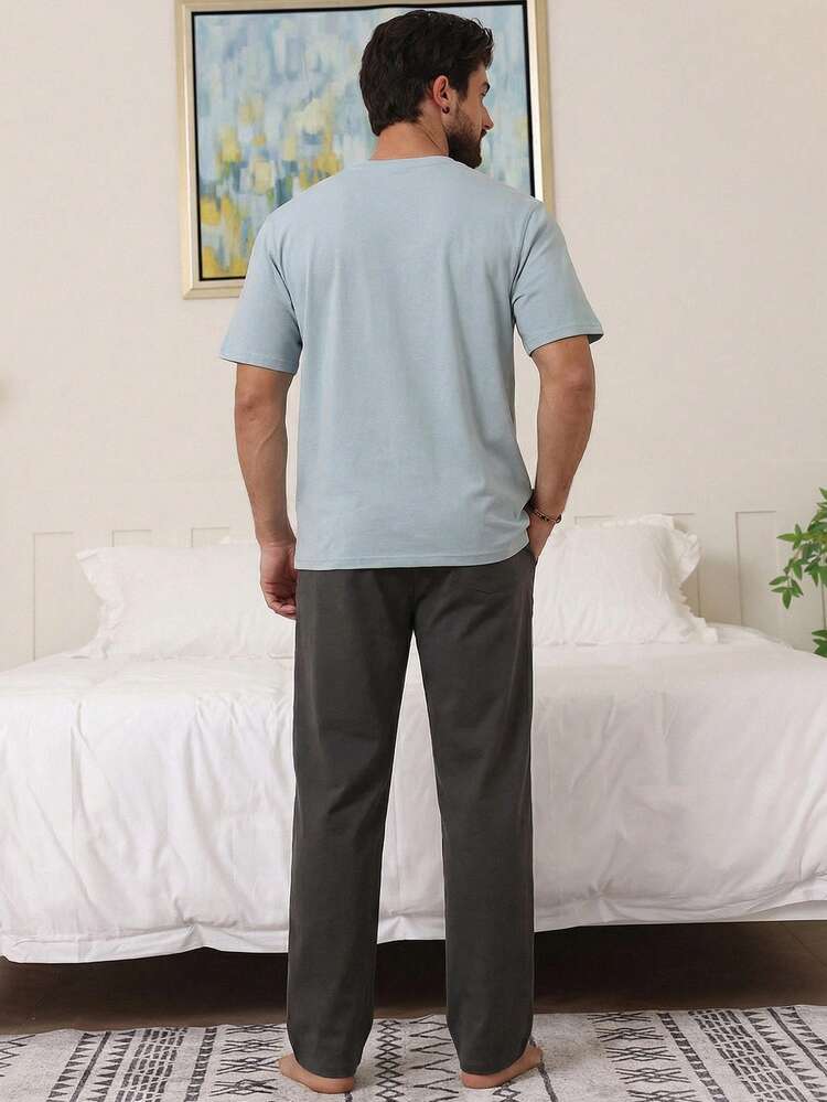 Men's Letter Print Contrast Color T-Shirt And Loungewear Set, Summer