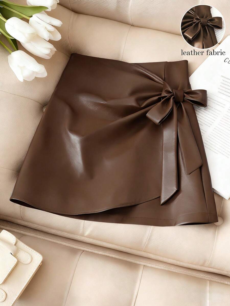Franclia 优雅时尚短款褶裥可调节系带双层侧边隐形拉链PU皮酒红色女裙，秋冬款 - 咖啡棕 - 查看 1