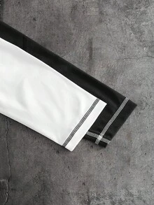 AXEPEAK 男士几何印花圆领长袖撞色滚边休闲T恤 - 黑與白 - 查看 8