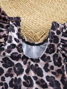 SHEIN This 1-Piece Baby Girl Cute And Versatile Sleeveless Swimsuit With A Cute Leopard Print Is Perfect For Vacations And Spring/Summer.