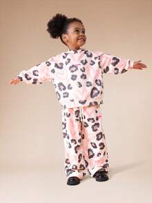 SUMWON 幼儿豹纹连帽衫和运动裤套装，带爱心图案，长袖舒适运动服