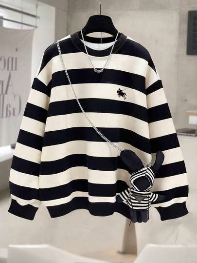 Resyla 复古美式黑白条纹马匹图案印花休闲宽松圆领卫衣，女款，秋冬款，大码