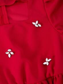 SHEIN Vestido largo minimalista de moda para niñas, vestido largo de punto rojo con cuello cuadrado y adornos de cristal, adecuado para fiestas, salidas y eventos importantes - Rojo - Ver 4