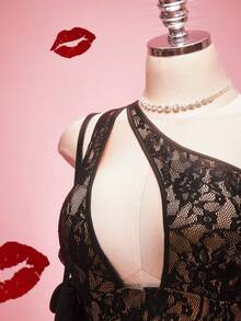 SHEIN ICON Blouse sexy à une épaule en dentelle ajourée, grande taille Y2K - Noir - Voir 5