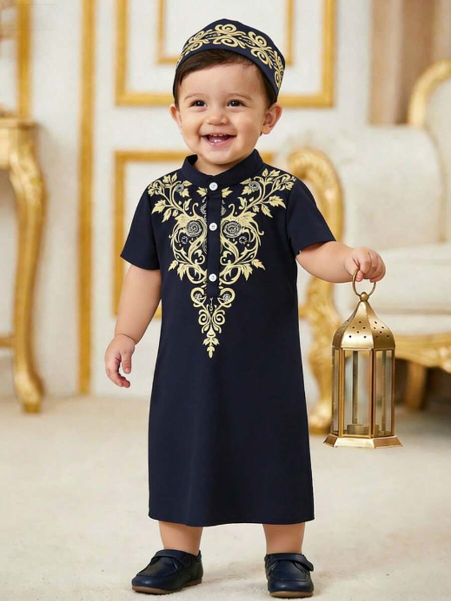 SHEIN 2件套男婴春夏纯色蓝色时尚金色刺绣衬衫配帽子，半开领长款，适合外出、休闲和优雅派对，幼儿/婴儿男女通用套装 - 藏蓝色 - 查看 1