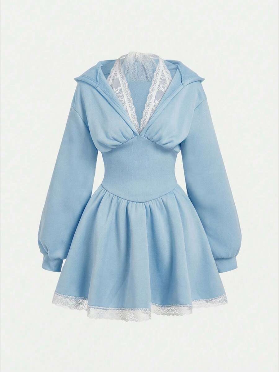 SHEIN MOD Đầm nỉ dài tay có mũ trùm đầu phối ren tương phản dành cho nữ cỡ lớn - Màu xanh nhạt - Xem 1