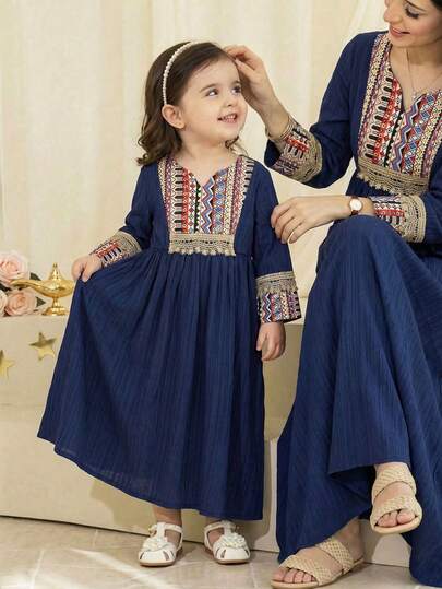 SHEIN Baby Girl Casual Retro Pattern Dress, Suitable For Spring, Summer, Autumn, Home, Outdoor, Holiday, Party, Daily Wear