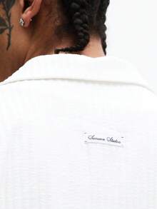 SUMWON Áo sơ mi nam dáng rộng màu trắng, chất liệu giả vải lanh, tay ngắn, cài cúc phía trước, cổ bẻ, thích hợp cho mùa hè đi biển, nghỉ dưỡng, du lịch. Nhẹ và thoáng khí. - trắng - Xem 6