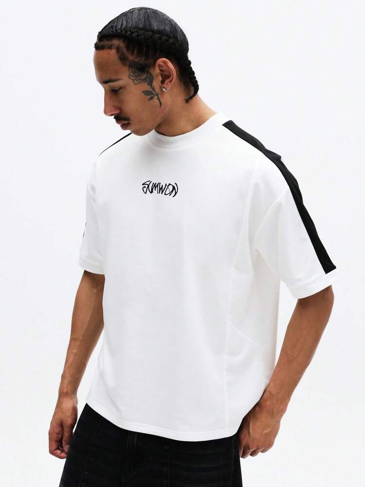 T-shirt à col ras-du-cou à manches courtes avec détails de rayures contrastées noires, coupe régulière, Top d'été décontracté uni, marque SUMWON