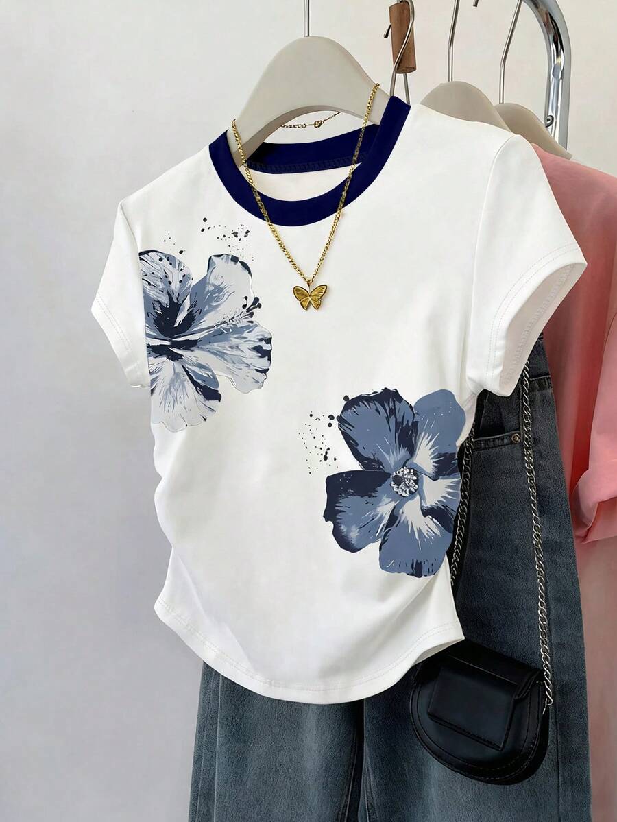 Resyla 女士户外休闲上衣，甜美风格，优雅设计，夏季新品，户外运动服，修身腰部褶皱短袖T恤，白色，花卉印花图案 - 白色 - 查看 1