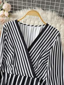 Franclia 女士优雅条纹印花连衣裙