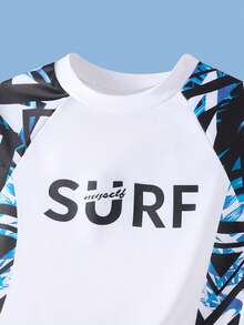 SHEIN Bộ 2 món đồ bơi trẻ em/bé trai tuổi teen, kiểu dáng thường ngày, đa năng, cổ tròn, tay ngắn, in họa tiết, gồm áo và quần bơi. - Nhiều màu - Xem 4