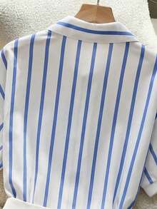 GlowEve 女士优雅夏季两件套，条纹衬衫搭配不对称荷叶边半裙，时尚百搭，适合夏季、返校、度假、约会、通勤、休闲、乡村派对、办公、职业装等场合。 - 白色 - 查看 4