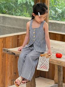 SHEIN Bộ đồ thể thao năng động cho bé gái, phong cách đường phố thường ngày, gồm áo không tay cổ vuông kẻ sọc và quần ống đứng. - Đen và trắng - Xem 7