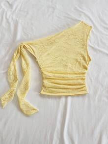 Soleia 女款淺黃色不對稱單肩綁帶上衣，優雅夏季度假波希米亞風飄逸修身蕾絲上衣，適合派對與音樂節 - 黃色 - 查看 2