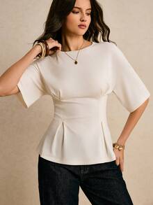 Poéselle Áo thun peplum dáng ôm cho nữ, áo dệt kim tay ngắn thanh lịch với xếp ly eo tạo vẻ ngoài sang trọng, áo peplum có cấu trúc, áo thun dáng ôm, áo ôm eo, trang phục cơ bản cao cấp, tủ đồ tối giản, phong cách thường ngày sang trọng, áo dệt kim màu trắng ngà, cổ tròn, vai rớt, gấu áo xếp ly, áo thun thời trang mùa hè, áo mùa xuân cho nữ đi biển, áo trắng cho kỳ nghỉ. - trắng - Xem 6