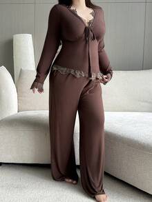 Dazy Plus Conjunto de pijama de 2 piezas con top de manga larga elegante con encaje contrastante y pantalón recto largo, primavera/verano - Marrón - Ver 7