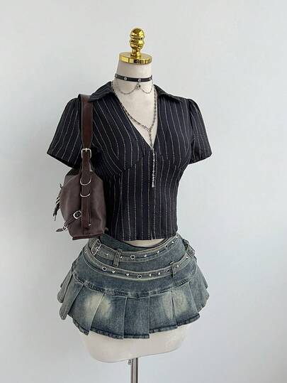 Elamini Women's Fashionable Black Striped Deep V-Neck Button Fitted Solid Color Elegant Short Sleeve T-Shirt, Suitable For Commuting, Versatile Casual Wear, Sexy