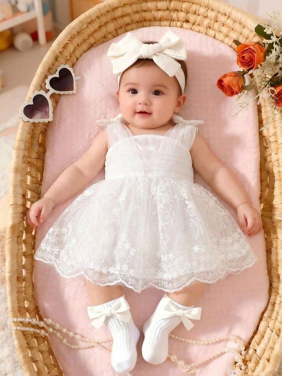 Newborn Baby Girl Elegant Cute White Mesh Embroidered Bow Decor Dress - White - View 1