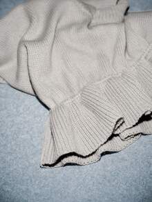 Lumivelle Deep V-Neck Sleeveless Sweater With Buttons On The Back, Spring/Summer - Grey - View 8