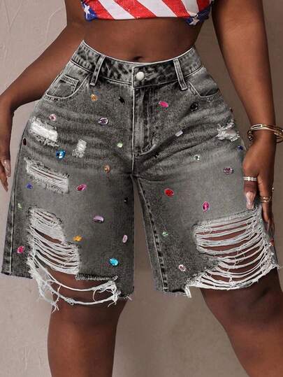 SHEIN CURVE+ Plus Size Casual Washed Distressed Rhinestone Decor Denim Shorts