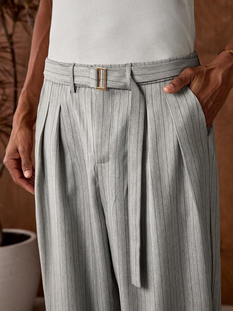 Pantaloni casual larghi e diritti intrecciati da uomo, pantaloni eleganti con vita alta alla moda per uomo, pantaloni a gamba larga da uomo, pantaloni da abito con pieghe da uomo, pantaloni grigi, pantaloni a righe verticali